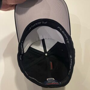 LSX black fitted hat XXL